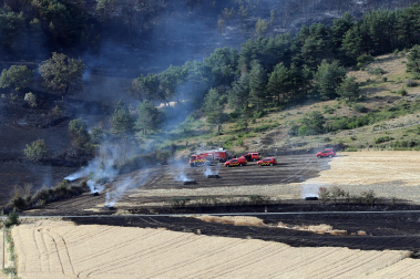 Foto del incendio al norte del monte San Cristóbal