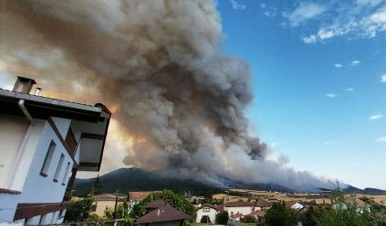 Foto del incendio al norte del monte San Cristóbal. Imágenes captadas desde Marcalain