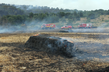 Foto del incendio al norte del monte San Cristóbal