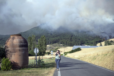 Foto del incendio al norte del monte San Cristóbal