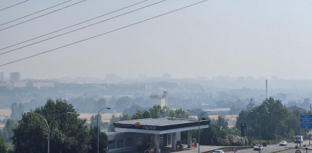 Nube de humo sobre Pamplona y la comarca vista desde Zizur Mayor.