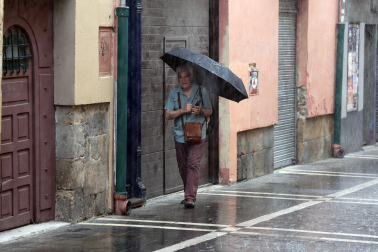 Fotos de la tormenta de este sábado por la tarde en Pamplona