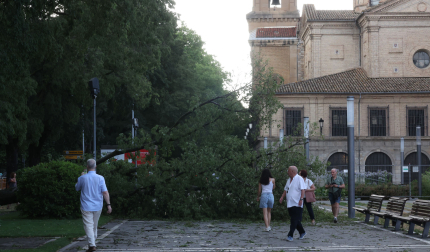 Fotos de la tormenta de este sábado por la tarde en Pamplona