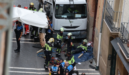 Fotos del atropello de un camión a varias personas en Navarrería