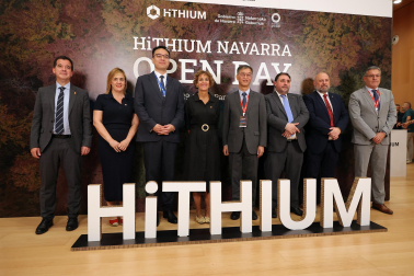 Foto del acto de presentación de la empresa Hithium al ecosistema industrial navarro.