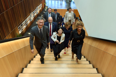 Foto del acto de presentación de la empresa Hithium al ecosistema industrial navarro.