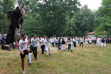 Foto de la celebración del Día de San Pedro en las campas de San Pedro en Alsasua