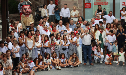 Trapatan y baile de la bandera en el día de San Pedro en las fiestas 2026 de Santesteban