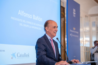 Fotos del desayuno de trabajo con Gonzalo Gortázar (CEO de CaixaBank)