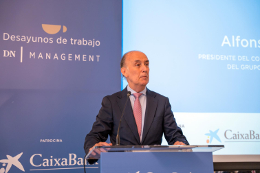 Fotos del desayuno de trabajo con Gonzalo Gortázar (CEO de CaixaBank)