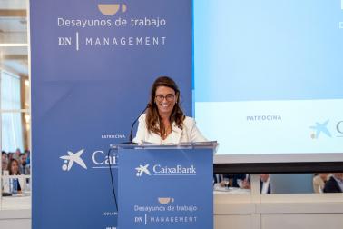 Fotos del desayuno de trabajo con Gonzalo Gortázar (CEO de CaixaBank)