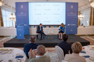 Fotos del desayuno de trabajo con Gonzalo Gortázar (CEO de CaixaBank)