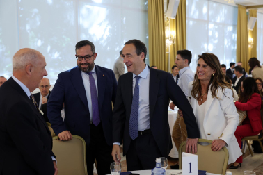 desayuno de trabajo con Gonzalo Gortázar