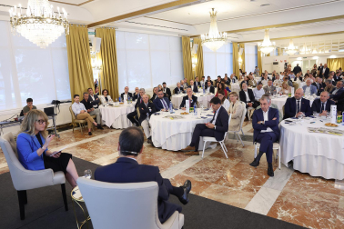 desayuno de trabajo con Gonzalo Gortázar