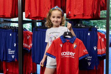 nueva equipación de Osasuna