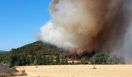 Foto del incendio de grandes dimensiones en Imárcoain