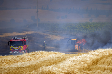 Fotos del incendio de grandes dimensiones en Imárcoain
