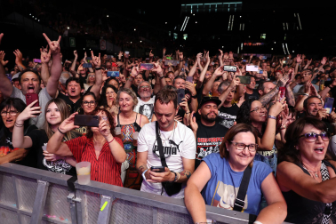 Fotos del concierto de la banda de rock británica Deep Purple en el Navarra Arena
