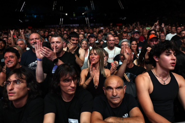 Fotos del concierto de la banda de rock británica Deep Purple en el Navarra Arena