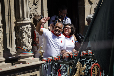 Chupinazo en la plaza del Ayuntamiento
