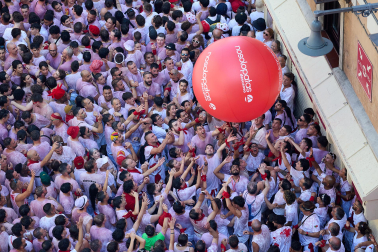 Chupinazo en la plaza del Ayuntamiento