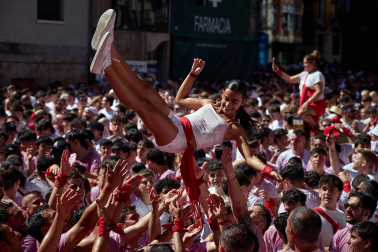 Foto del lanzamiento del chupinazo de San Fermín 2026 en Pamplona.