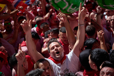 Foto del lanzamiento del chupinazo de San Fermín 2026 en Pamplona.