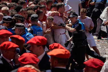 Foto del lanzamiento del chupinazo de San Fermín 2026 en Pamplona.