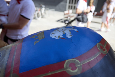 Fotos de la salida de la Comparsa de Gigantes y Cabezudos este 6 de julio de San Fermín 2026