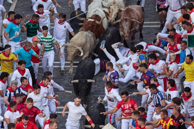 Primer encierro de San Fermín 2026 en el tramo de Telefónica.