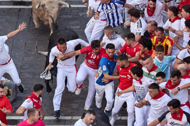 Primer encierro de San Fermín 2026 en el tramo de Telefónica.