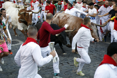 Primer encierro de San Fermín 2026 al final de la Estafeta.