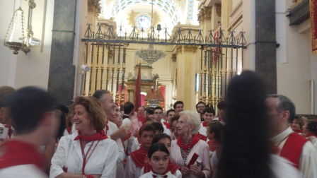 En la capilla de San Fermín para recoger al santo.
