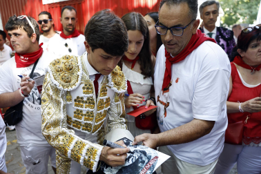 Fotos de la corrida del 7 de julio de la Feria del Toro 2026 con morlacos de Fuente Ymbro para los diestros Daniel Luque, Víctor Hernández y Aarón Palacio