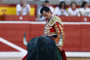 Fotos de la corrida del 7 de julio de la Feria del Toro 2026 con morlacos de Fuente Ymbro para los diestros Daniel Luque, Víctor Hernández y Aarón Palacio
