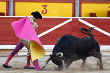 Fotos de la corrida del 7 de julio de la Feria del Toro 2026 con morlacos de Fuente Ymbro para los diestros Daniel Luque, Víctor Hernández y Aarón Palacio