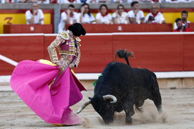 Fotos de la corrida del 7 de julio de la Feria del Toro 2026 con morlacos de Fuente Ymbro para los diestros Daniel Luque, Víctor Hernández y Aarón Palacio