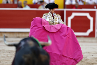 Fotos de la corrida del 7 de julio de la Feria del Toro 2026 con morlacos de Fuente Ymbro para los diestros Daniel Luque, Víctor Hernández y Aarón Palacio