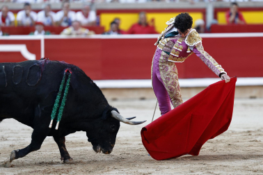 Fotos de la corrida del 7 de julio de la Feria del Toro 2026 con morlacos de Fuente Ymbro para los diestros Daniel Luque, Víctor Hernández y Aarón Palacio