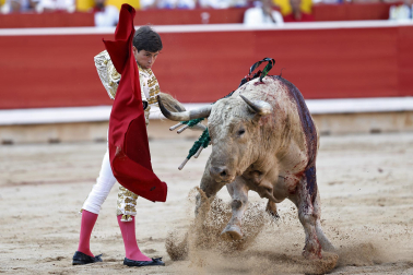 Fotos de la corrida del 7 de julio de la Feria del Toro 2026 con morlacos de Fuente Ymbro para los diestros Daniel Luque, Víctor Hernández y Aarón Palacio