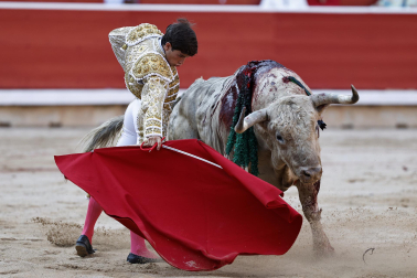 Fotos de la corrida del 7 de julio de la Feria del Toro 2026 con morlacos de Fuente Ymbro para los diestros Daniel Luque, Víctor Hernández y Aarón Palacio