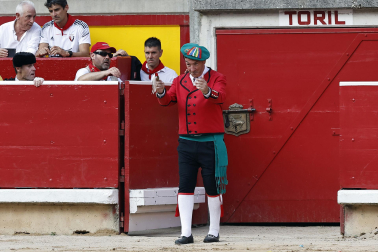 Fotos de la corrida del 7 de julio de la Feria del Toro 2026 con morlacos de Fuente Ymbro para los diestros Daniel Luque, Víctor Hernández y Aarón Palacio