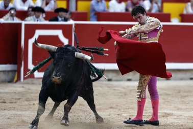 Fotos de la corrida del 7 de julio de la Feria del Toro 2026 con morlacos de Fuente Ymbro para los diestros Daniel Luque, Víctor Hernández y Aarón Palacio