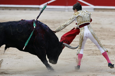 Fotos de la corrida del 7 de julio de la Feria del Toro 2026 con morlacos de Fuente Ymbro para los diestros Daniel Luque, Víctor Hernández y Aarón Palacio