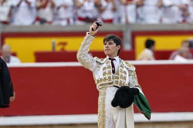 Fotos de la corrida del 7 de julio de la Feria del Toro 2026 con morlacos de Fuente Ymbro para los diestros Daniel Luque, Víctor Hernández y Aarón Palacio