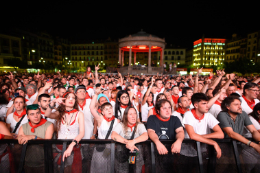 Concierto de Koma en la Plaza del Castillo