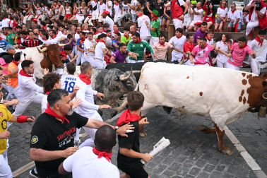 Segundo encierro de San Fermín 2026 en la zona de Telefónica.