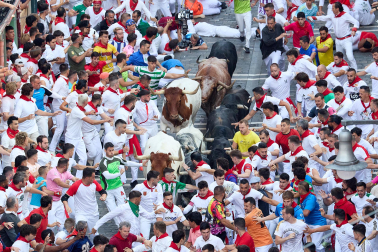 Segundo encierro de San Fermín 2026 con toros de Cebada Gago en Telefónica.