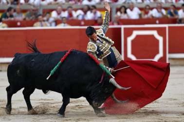 Fotos de la corrida del 8 de julio de la Feria del Toro 2026 con toros de la ganadería Cebada Gago para los diestros David Galván, Román y Manuel Diosleguarde