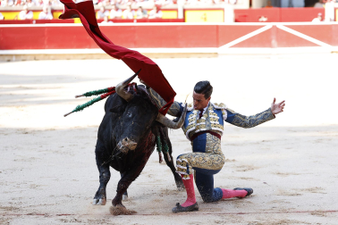 Fotos de la corrida del 8 de julio de la Feria del Toro 2026 con toros de la ganadería Cebada Gago para los diestros David Galván, Román y Manuel Diosleguarde